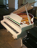 Halle & Voight Baby Grand Piano For Sale