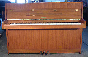 Yamaha M5JR Upright Piano For Sale
