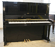 Yamaha U3 Upright Piano For Sale
