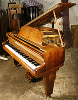 Art-deco Monington Baby Grand Piano