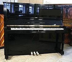 Yamaha U3 Upright Piano For Sale