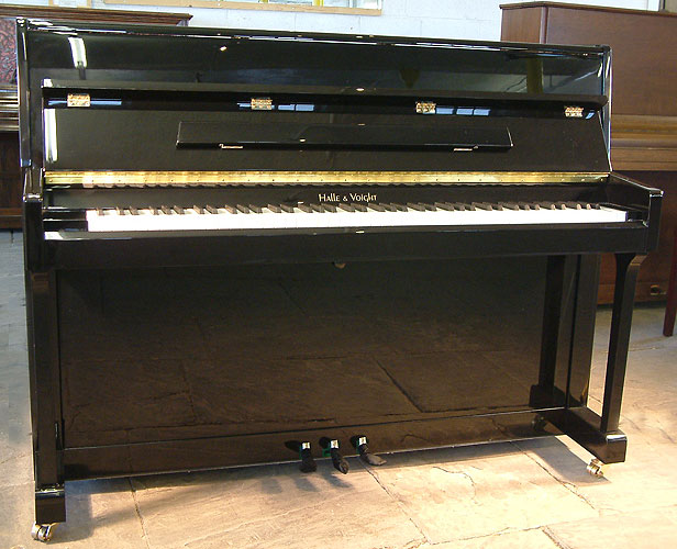 Halle & Voight Model 108 upright Piano for sale.