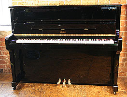 Boston UP 118 upright piano for sale.