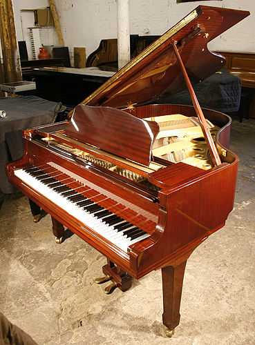 Yamaha G2 grand Piano for sale.