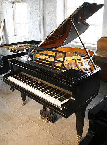 Ronisch  Grand Piano