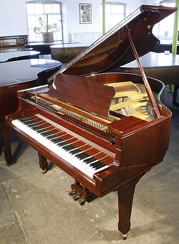 Yamaha G1 grand Piano for sale with a mahogany case and polyester finish.